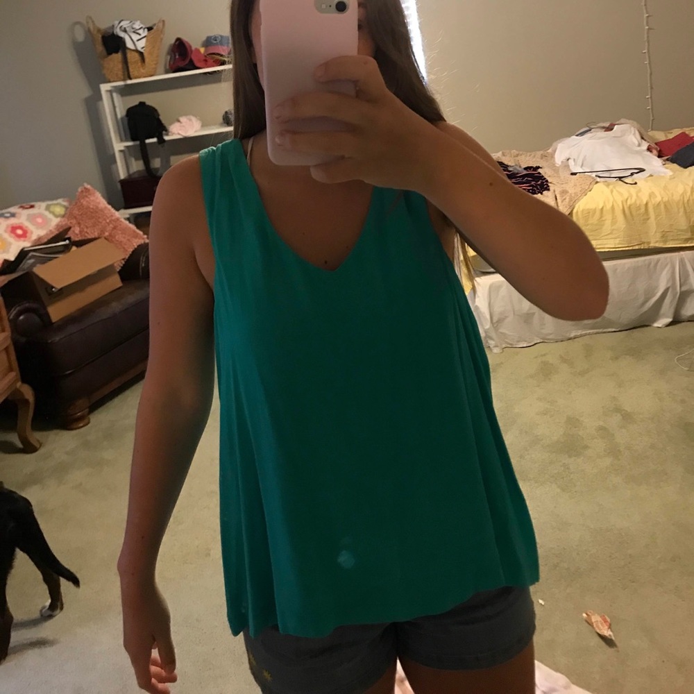 Green flowy top